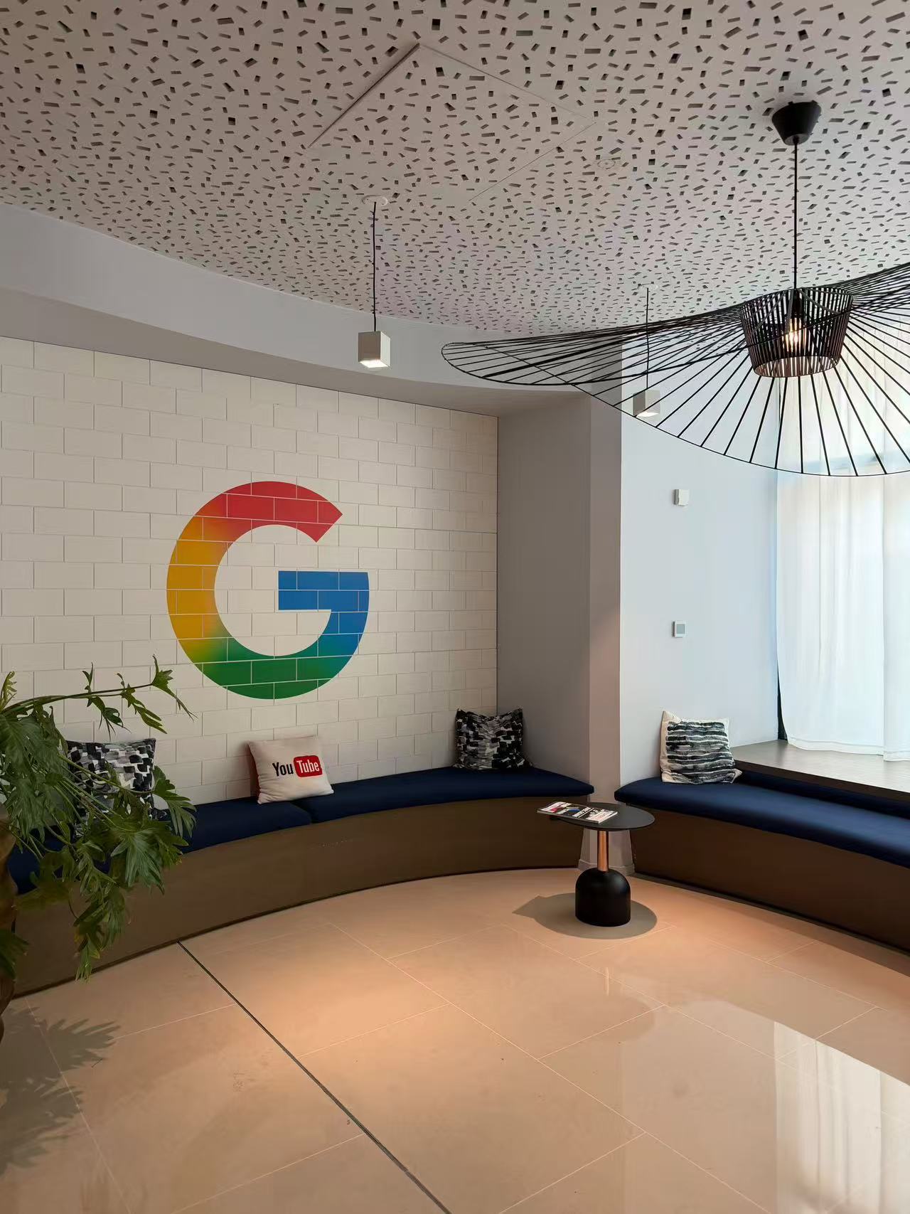 Google (Alphabet) — baies, tiroirs optiques, pigtails et jarretières Elfcam